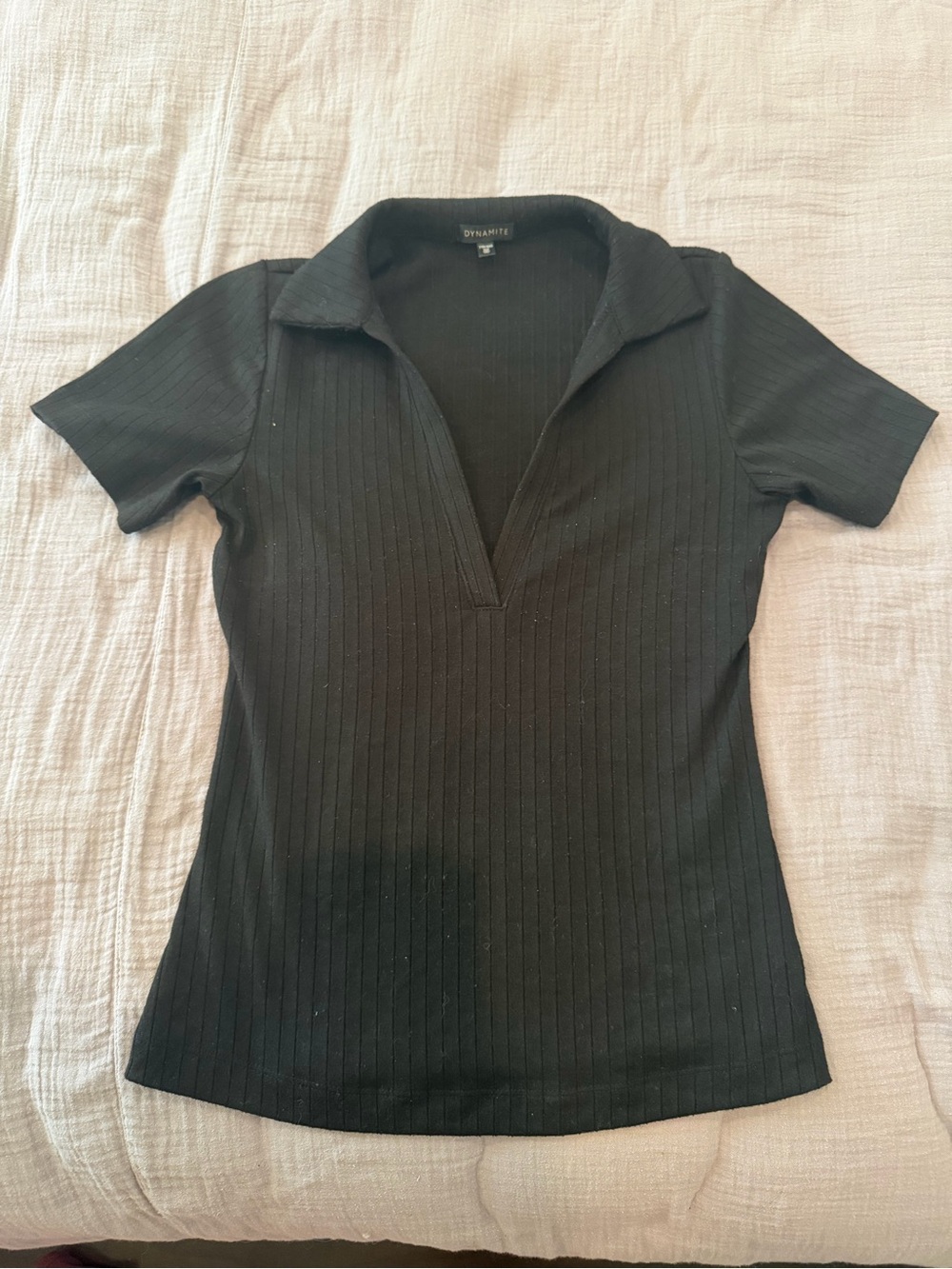 Dynamite Black Ribbed Collared V-Neck Short Sleeve Top